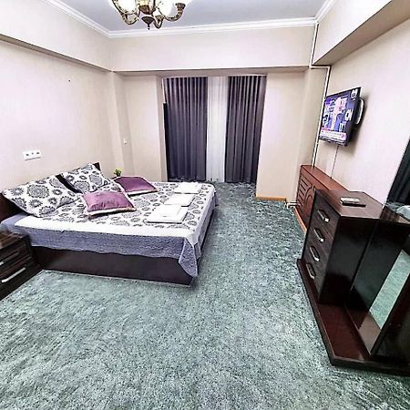City Center Apartment 1 ทาชเคนต์ ภายนอก รูปภาพ